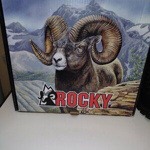 Women's Rocky's tactical boots size 5. 5